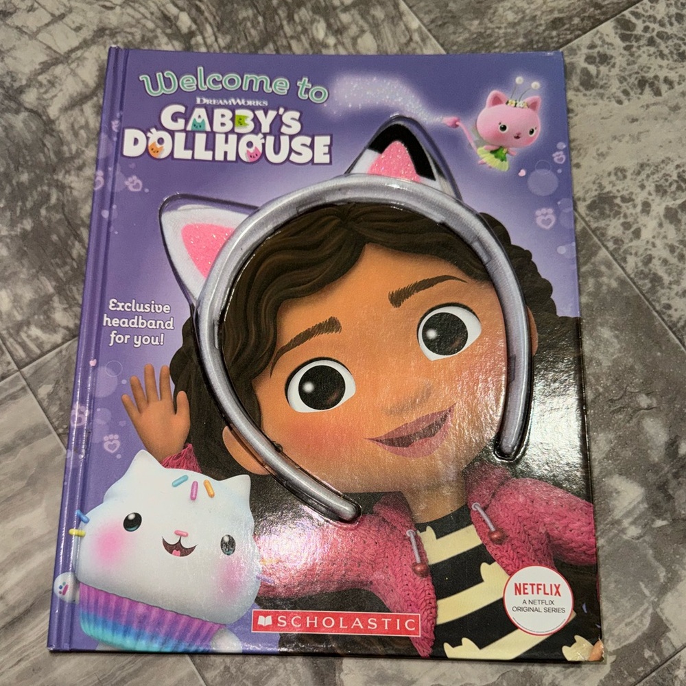Gabby’s Dollhouse Book + Cat Ear Headband Scholastic Kids Hardcover